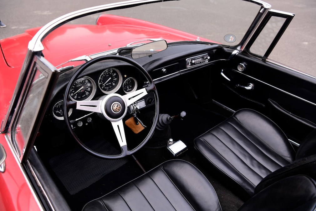 Alfa Romeo 2600 Spider
