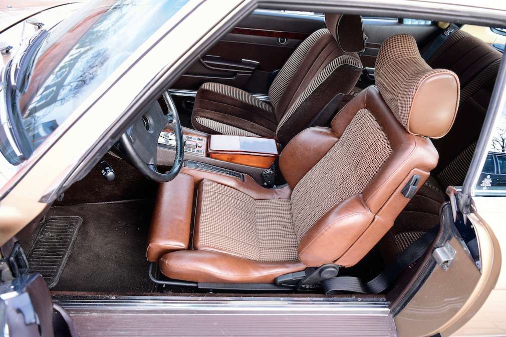 Mercedes 500 SLC 5.6