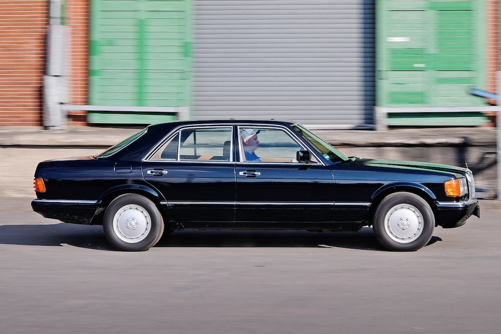 Mercedes 560 SE