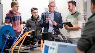 Hochvolt Odyssev 1200 Volt Forschungsprojekt FH Dortmund Prof. Thoben