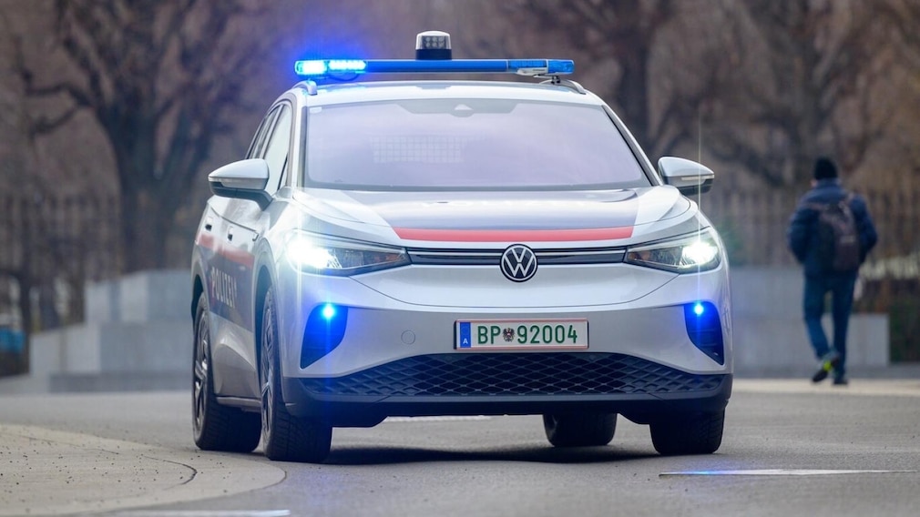 Polizeiauto Österreich Elektroauto VW ID.4