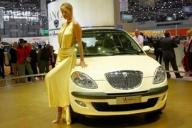 Genfer Automobilsalon 2003