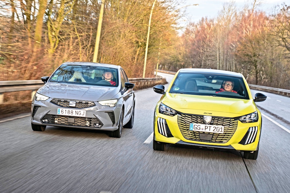 Peugeot 208 Hybrid 110 e-DSC6 Seat Ibiza 1.0 TSI DSG