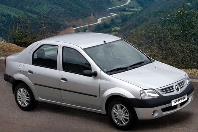 Renault Tondar 90 stehend schräg von oben vorn