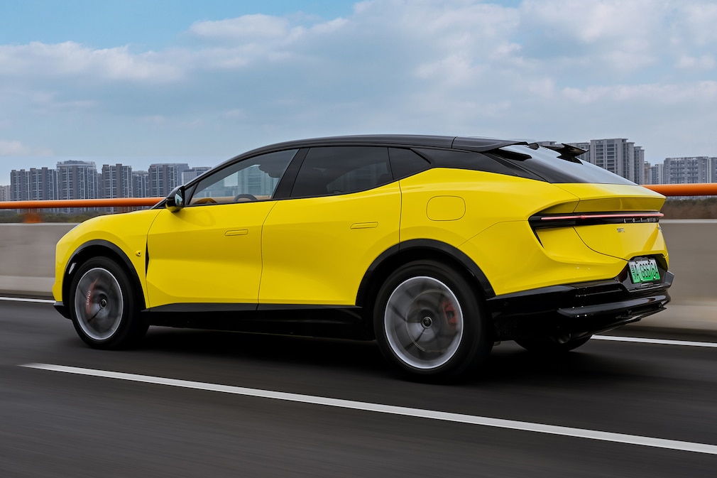 Lotus Eletre X