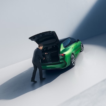 Kofferraum OPEL Astra