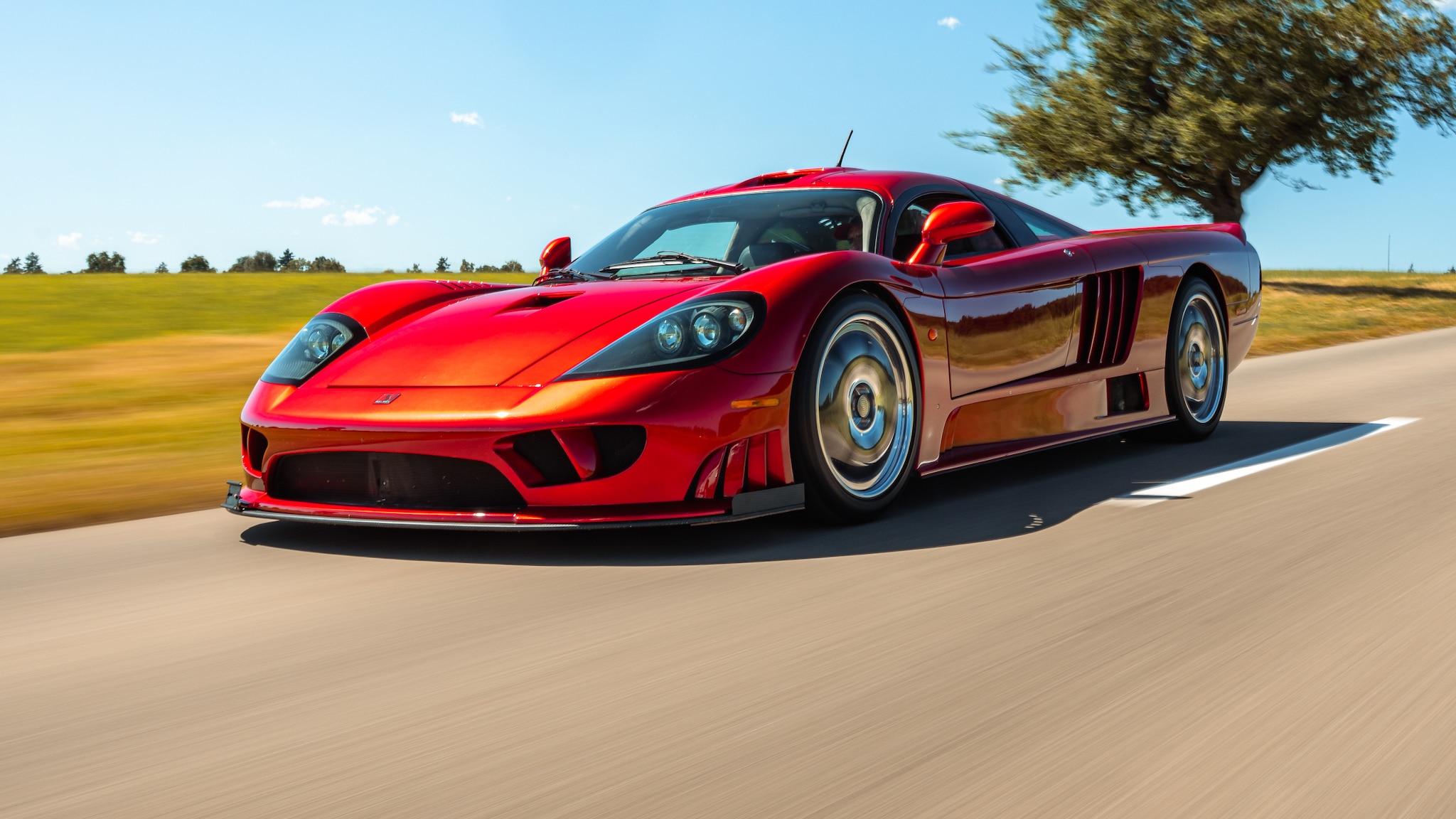 Saleen-S7-Twin-Turbo-Born-in-the-U-S-A-