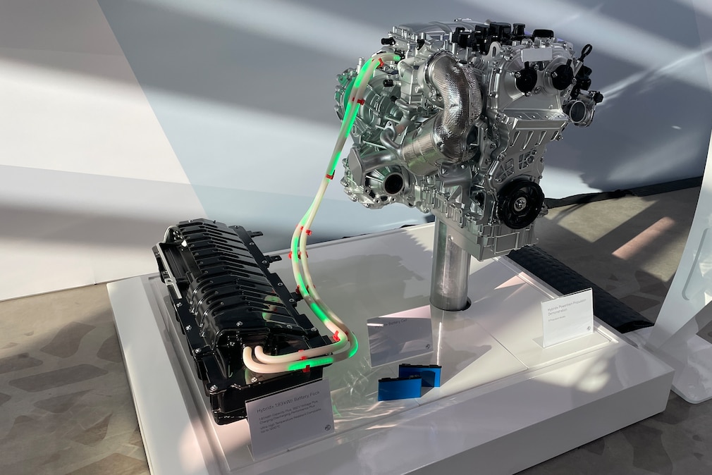 Die integierte Antriebseinheit Hybrid+ aus Verbrennungsmotor, Generator und E-Motor
