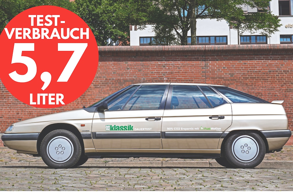 Citroën XM stehend von der Seite