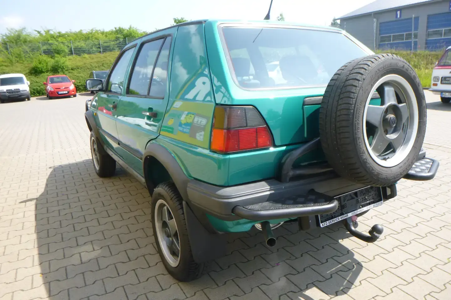 VW Golf Country