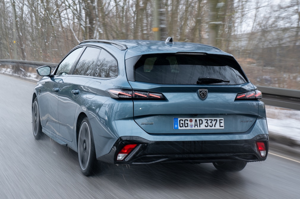 Peugeot 308 SW PHEV 195