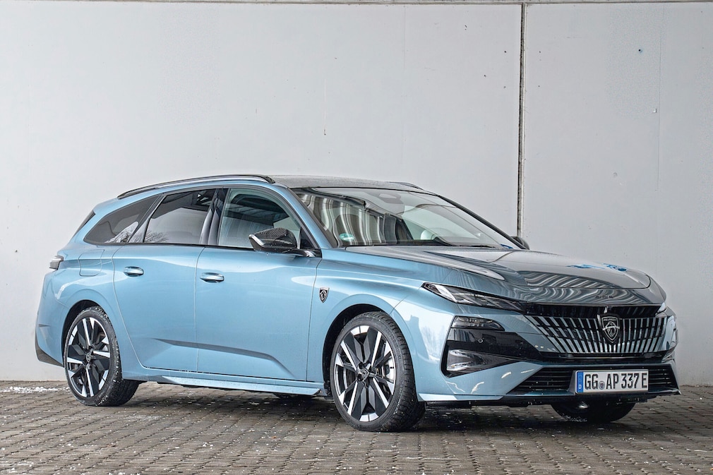 Peugeot 308 SW PHEV 195