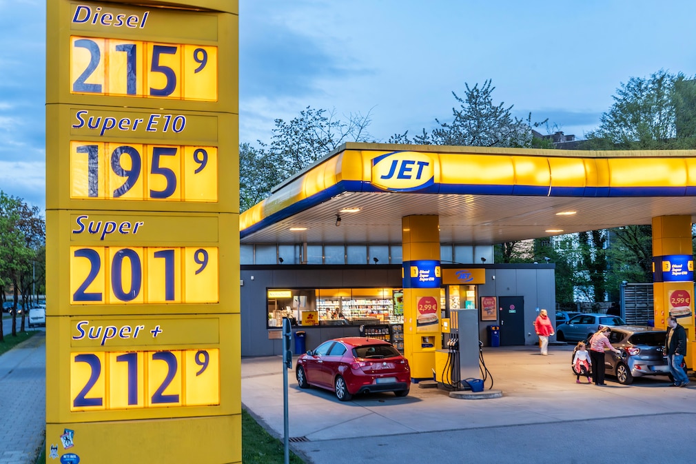 Die Spritpreise haben sich von den jüngsten Preishochs entfernt