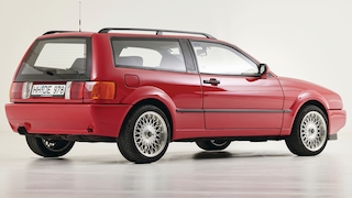 Studiofoto: MAG Magnum (VW Corrado Shooting Brake) stehend schräg von hinten
