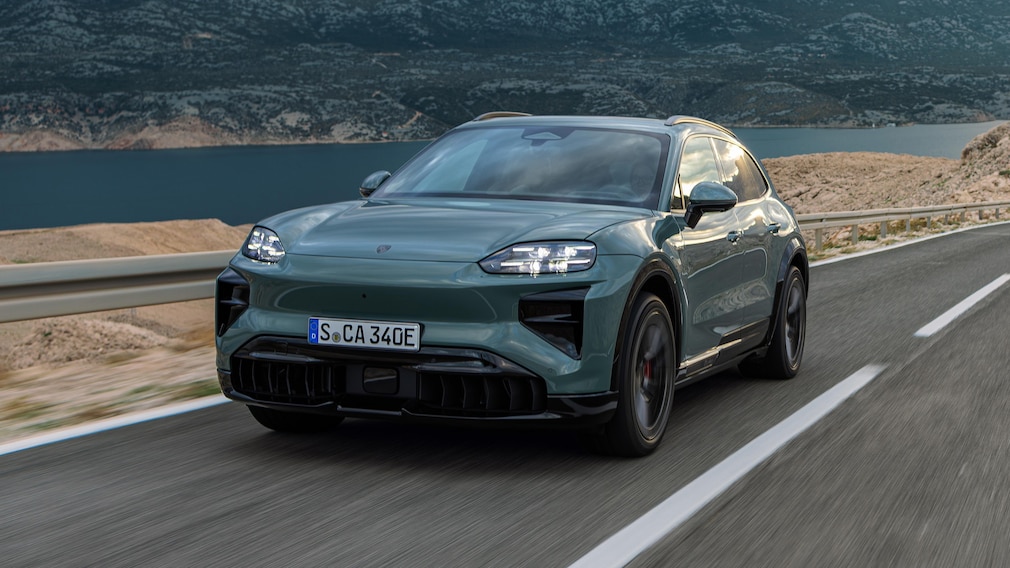 Porsche Cayenne Turbo Electric