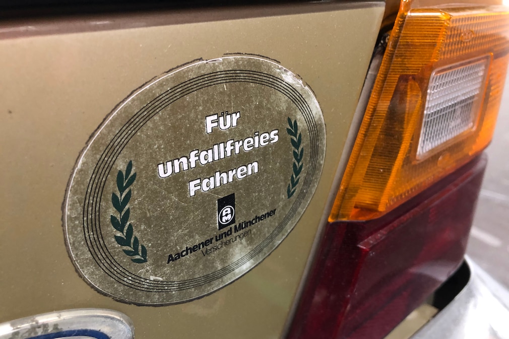 Aufkleber am Ford Taunus TC