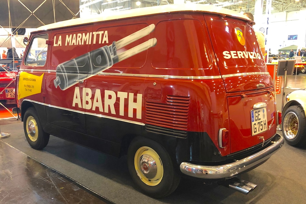 Fiat 600 Multipla Coriasco schräg von hinten