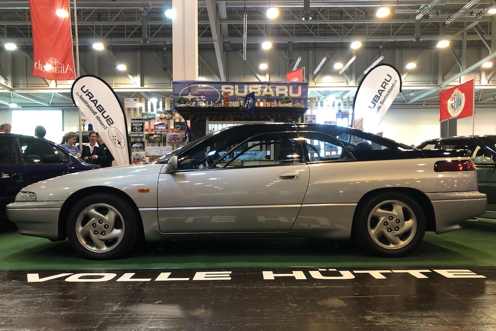 Subaru SVX von der Seite