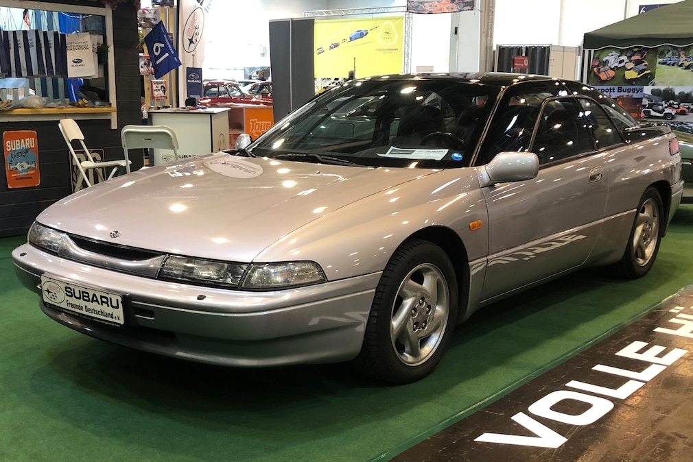 Subaru SVX schräg von vorn