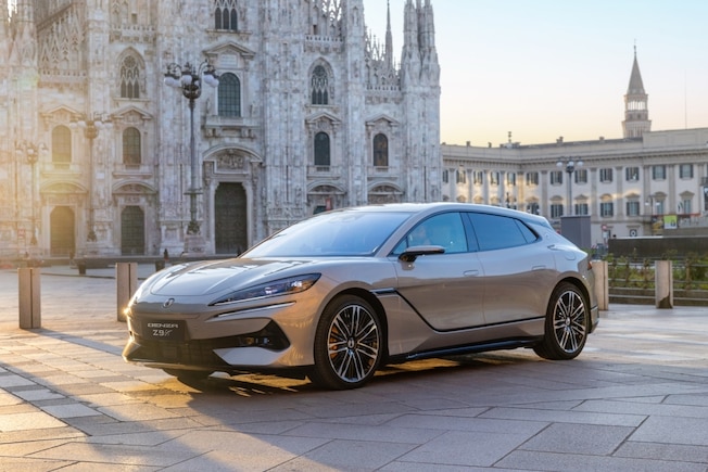 Denza Z9GT
