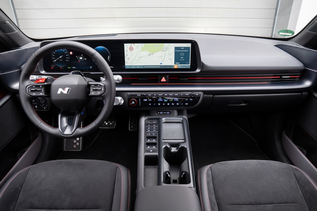 Hyundai Ioniq 6 84 kWh Allrad