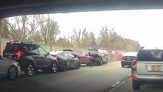 Crash löst Massenkarambolage aus