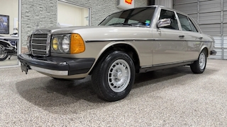 Mercedes W123 Auktion