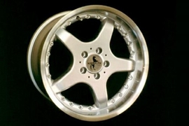 Leichtmetallräder von Keskin Tuning