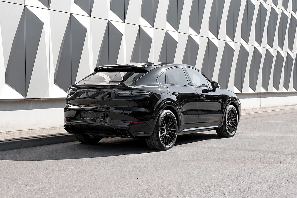Porsche Cayenne GTS Coupé Owned by Lionel Messi