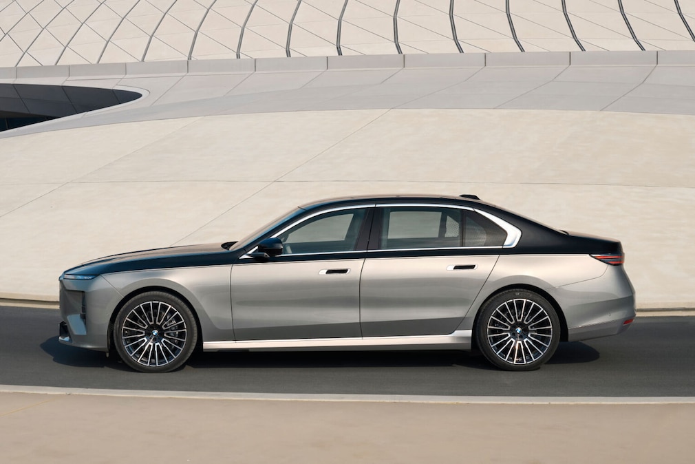 BMW 7er Facelift !!Sperrfrist 22. April, 15:00 Uhr !!
