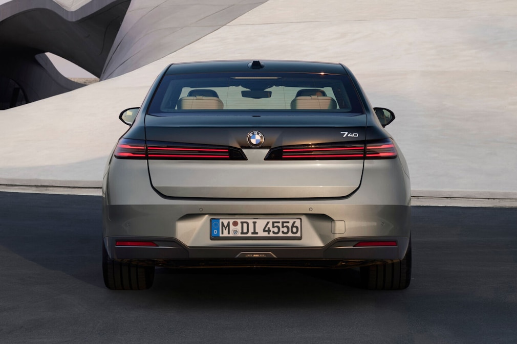 BMW 7er Facelift !!Sperrfrist 22. April, 15:00 Uhr !!