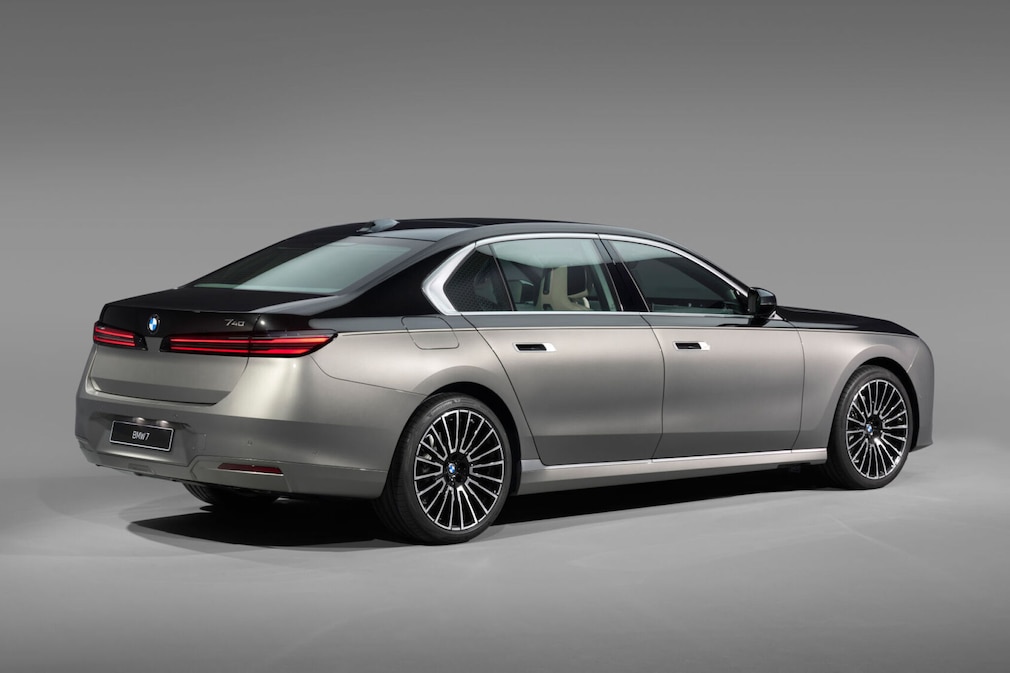 BMW 7er Facelift !!Sperrfrist 22. April, 15:00 Uhr !!