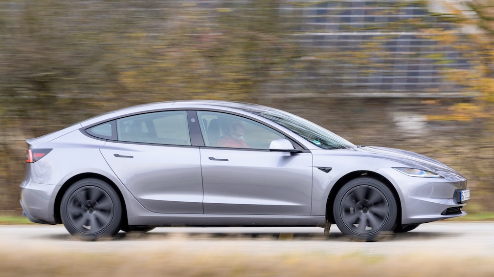Tesla Model 3 Maximale Reichweite RWD