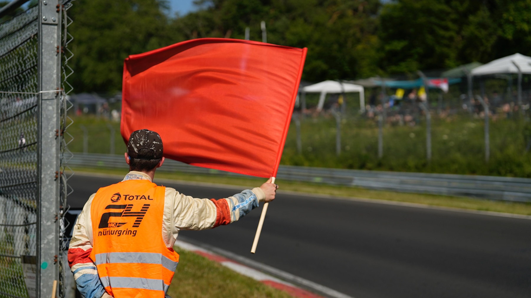Fatal accident at the 24-hour qualifiers at the Nürburgring - | AUTO BILD