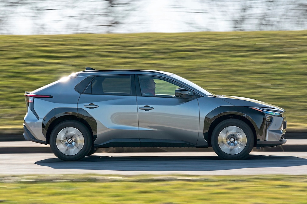 Toyota bZ4X FWD 73 kWh