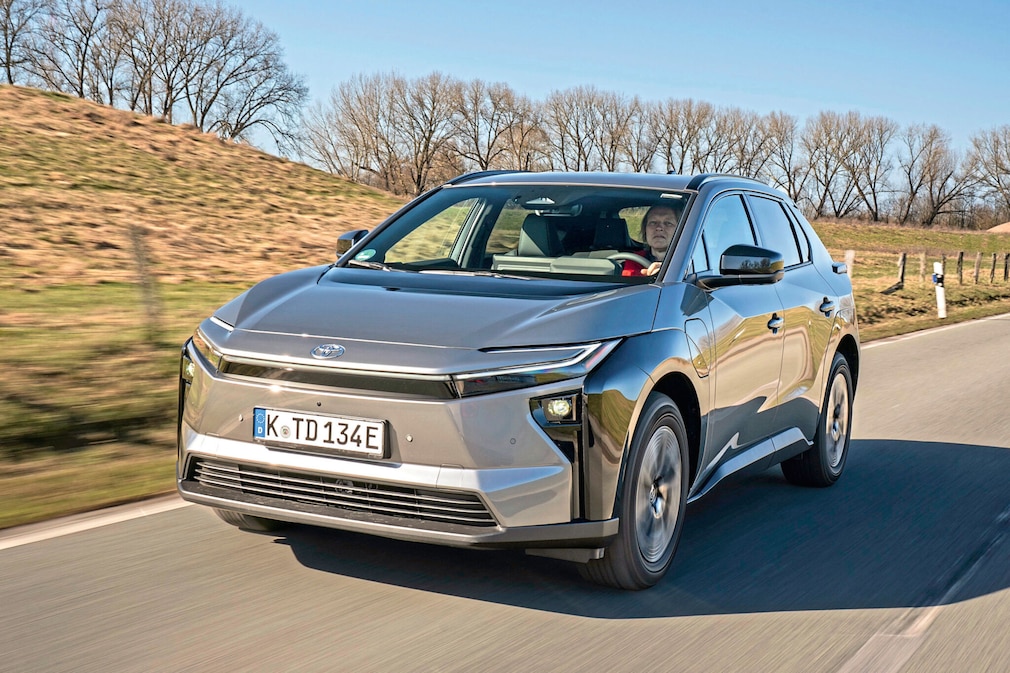 Toyota bZ4X FWD 73 kWh