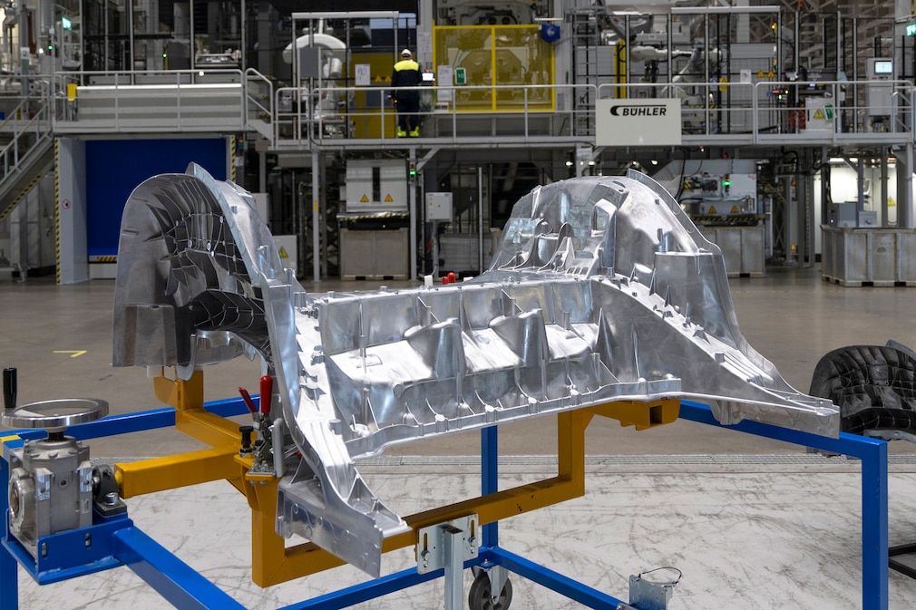 Produktionsstart Volvo EX60