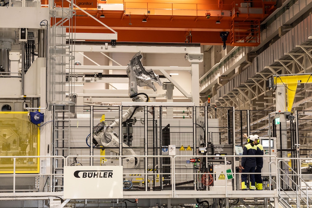 Produktionsstart Volvo EX60