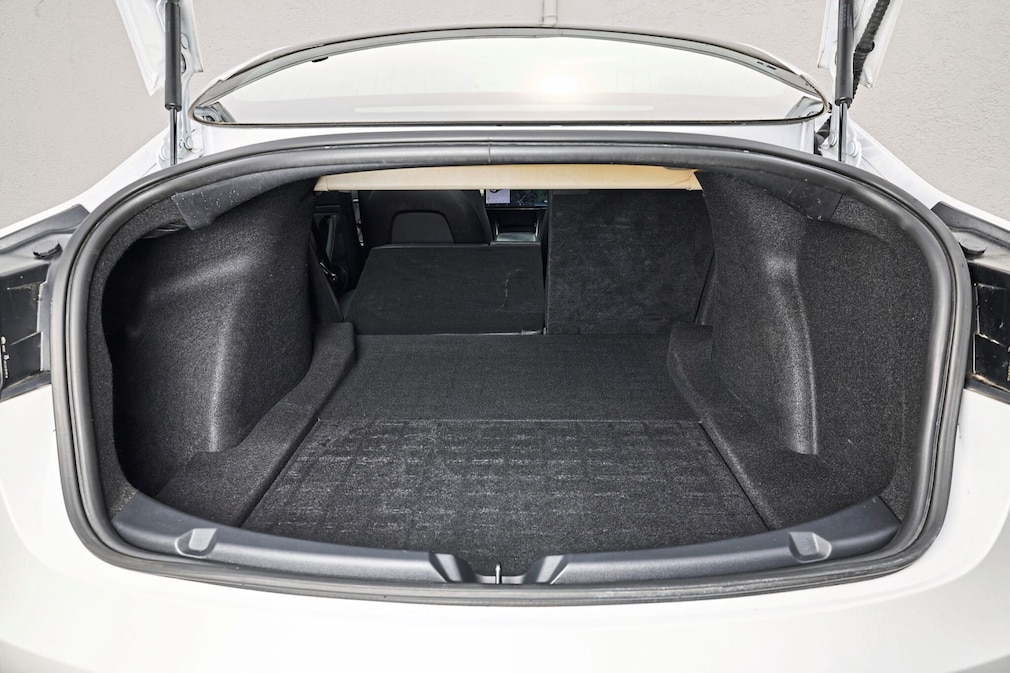 Tesla Model 3 Long Range Dual Motor (2020)