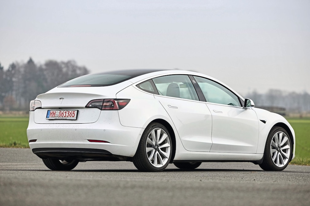 Tesla Model 3 Long Range Dual Motor (2020)