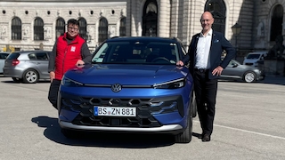 Vollhybrid-Antrieb von Volkswagen HEV Erste Mitfahrt in Wien am 23.4.2026