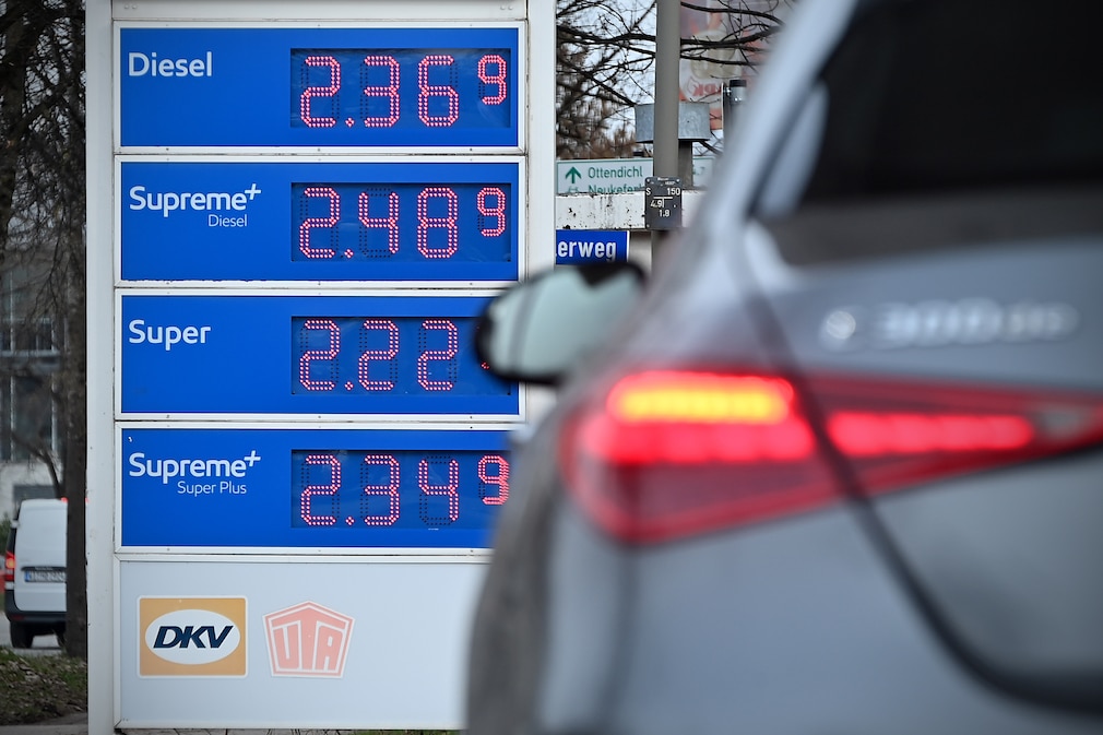 Kein Ende in sicht-taeglich neue Hoechsstaende beim Tanken