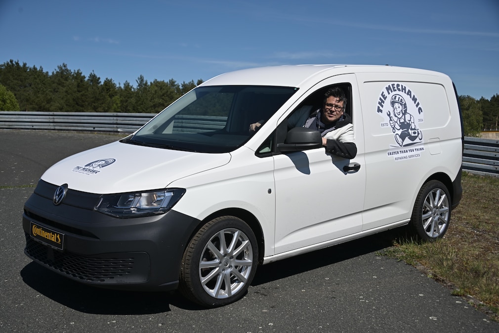 Sommerreifen - Fahren bei Nässe. Fahrversuch Billig vs Premium auf dem Contidrom am 28.4.26