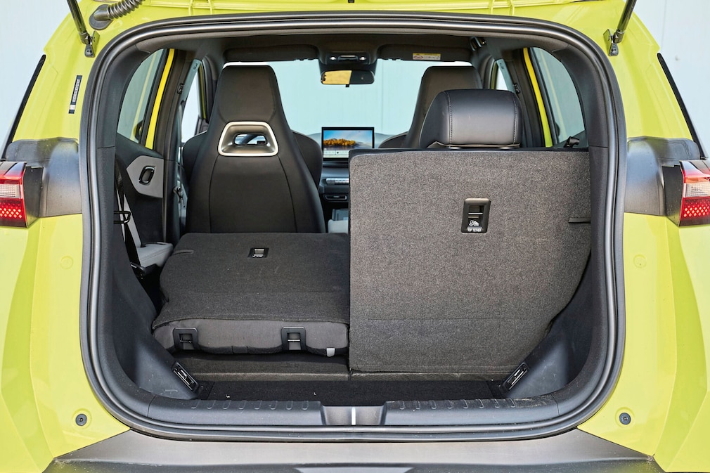 BYD Dolphin Surf