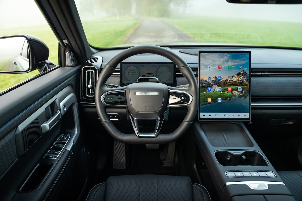 Fahrtermin Berlin 30.04.26 mit Omoda 9 und Jaecoo 7 PHEV-SUV aus China mit Raphael Schuderer