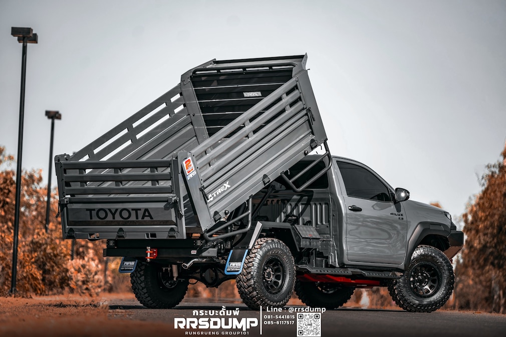 Toyota Hilux von RRS Dump