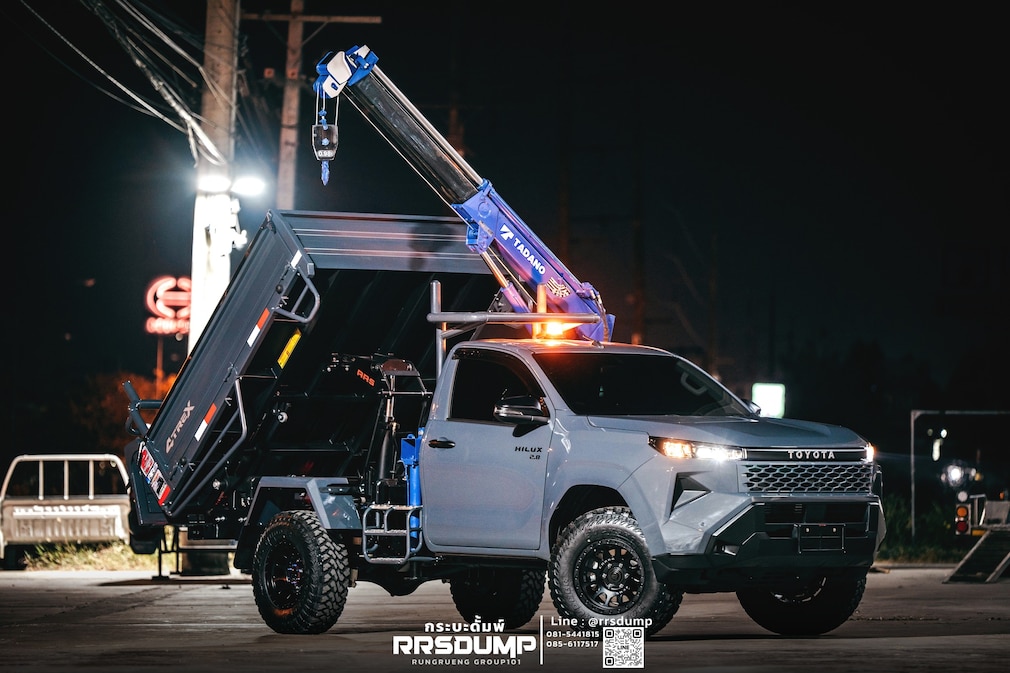 Toyota Hilux von RRS Dump