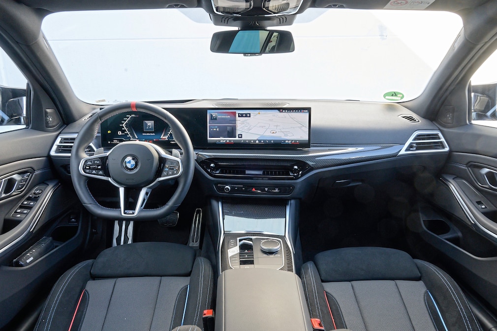BMW M340i xDrive Touring