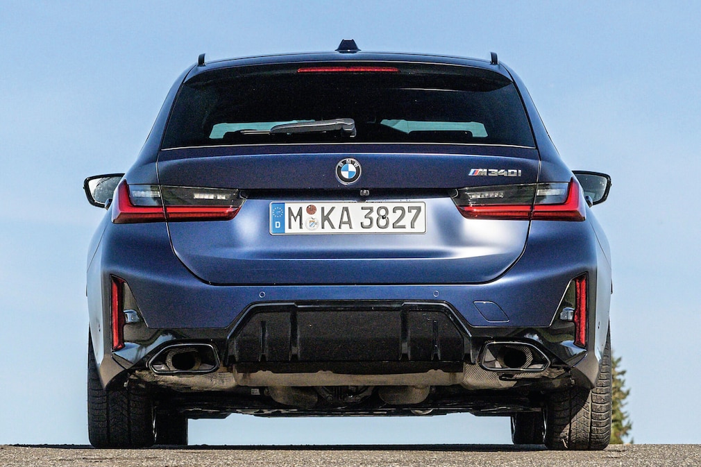 BMW M340i xDrive Touring