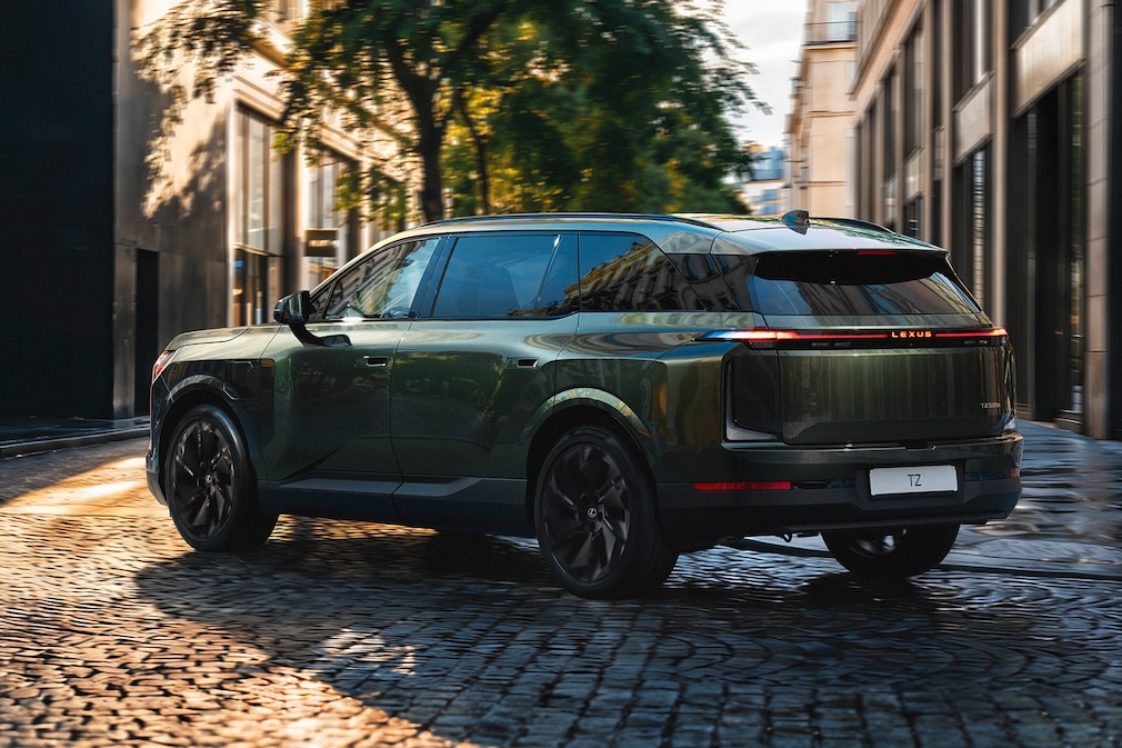Neuer Lexus TZ: Luxus-SUV mit drei Sitzreihen
